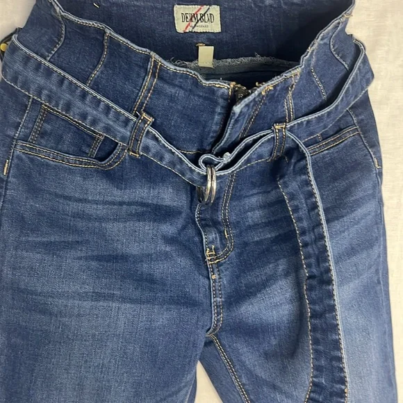 Blue High Rise Jeans for Effortless Style - Picture 2 of 7